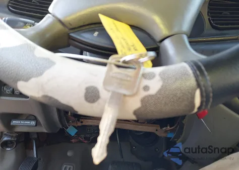 1997 Ford Taurus Gl из США, поврежденный, VIN 1FALP57U0VA196205